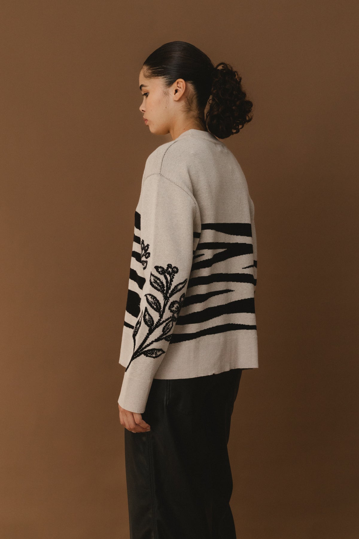 Zebra Sweater - Black