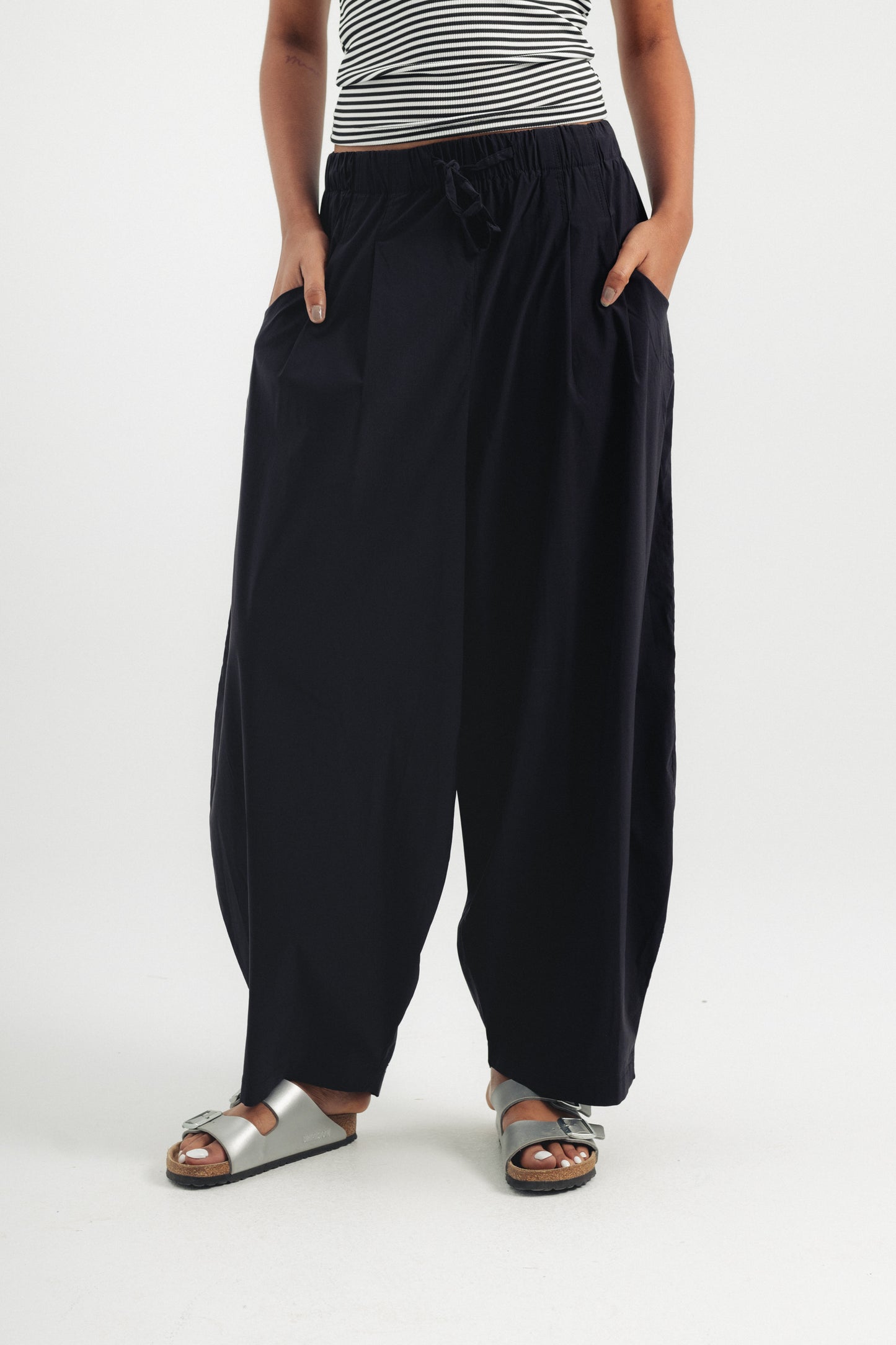 Casual Parachute Pants - Black