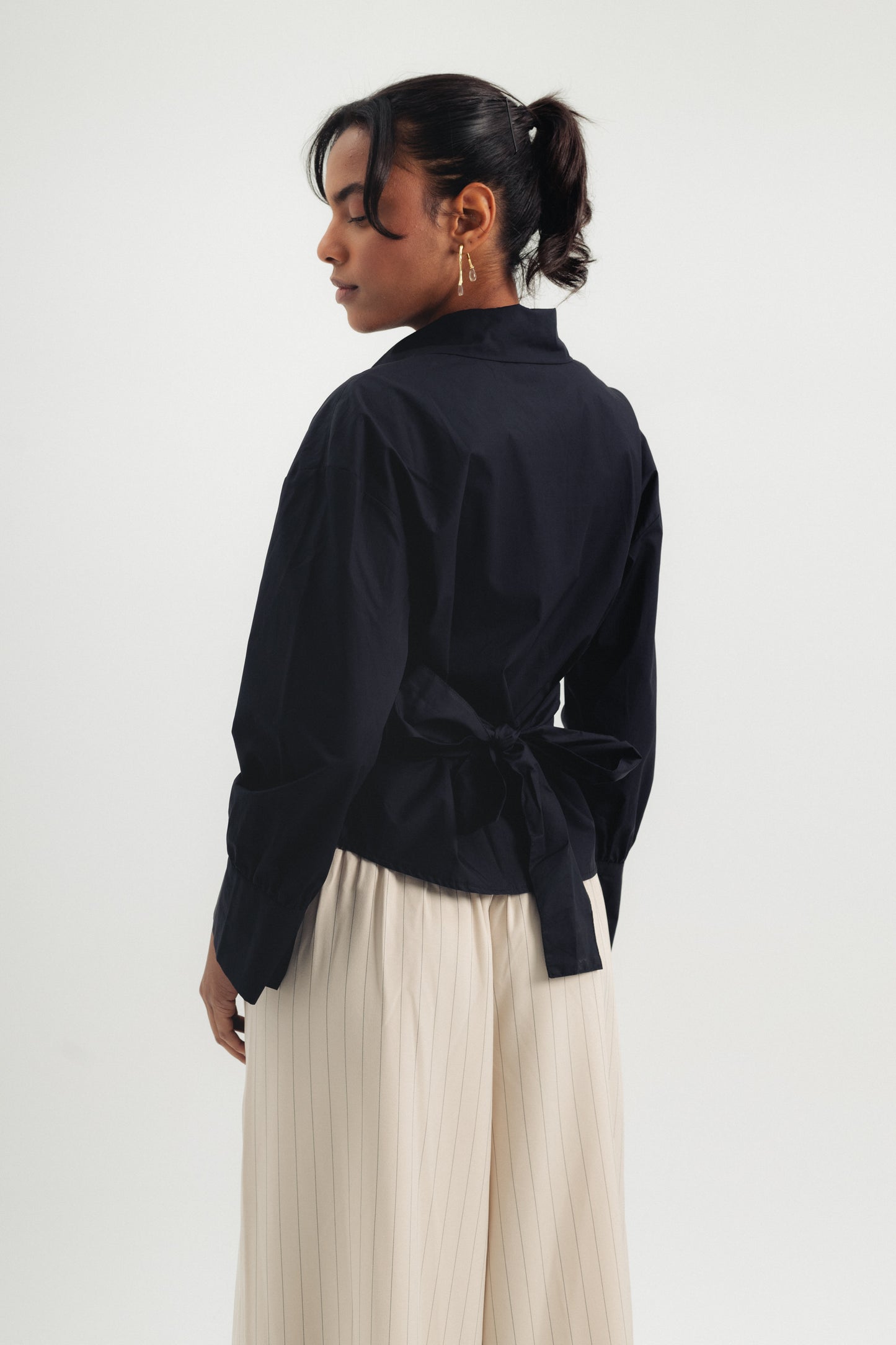 Cinched Poplin Shirt - Black