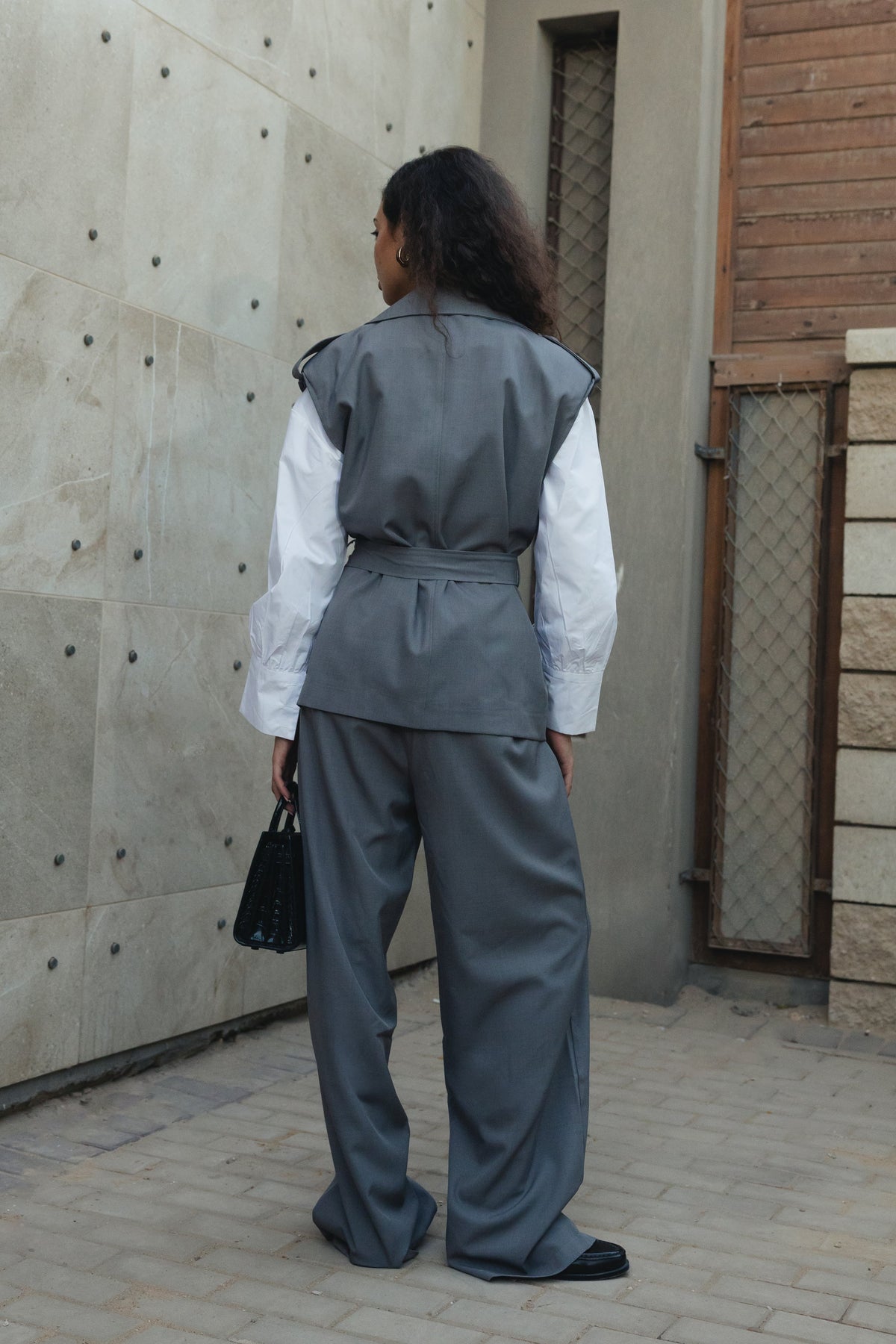 Padded Shoulders Belted Vest