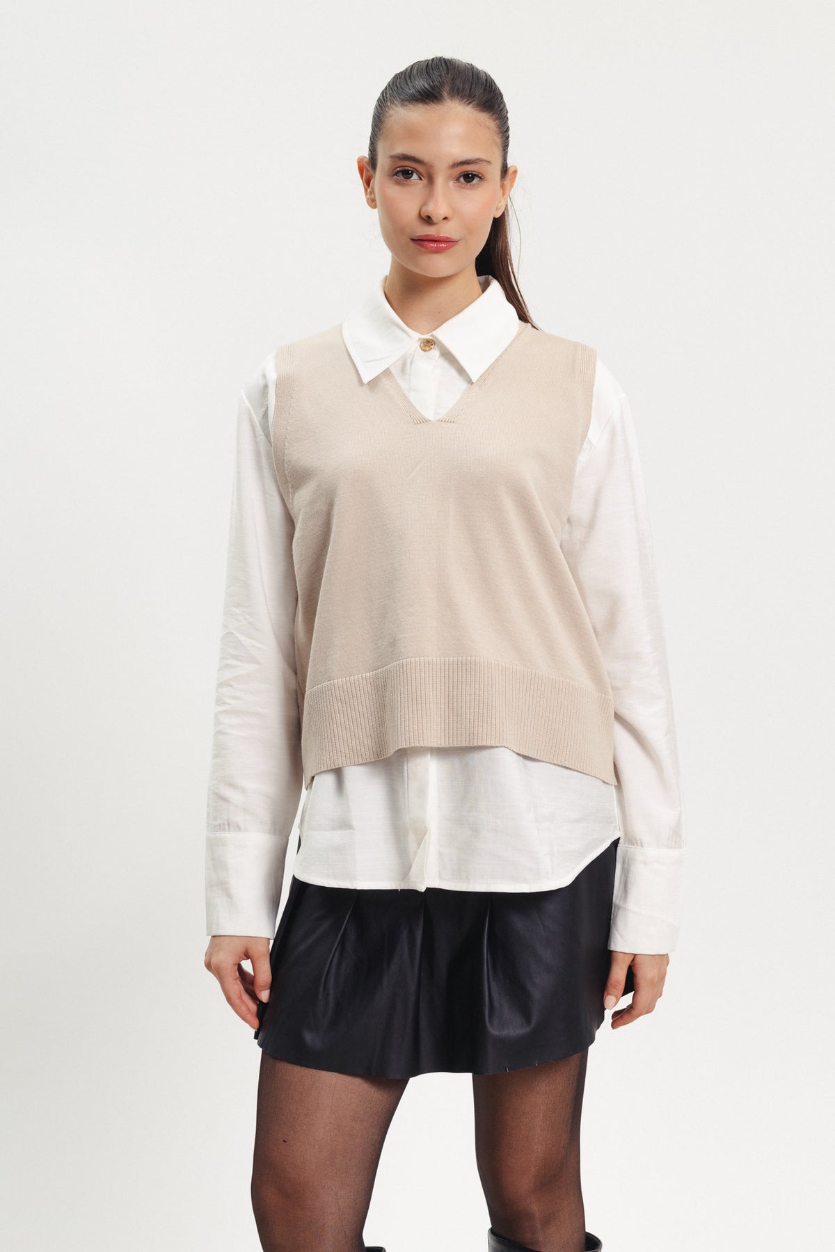 Knit Vest - Beige