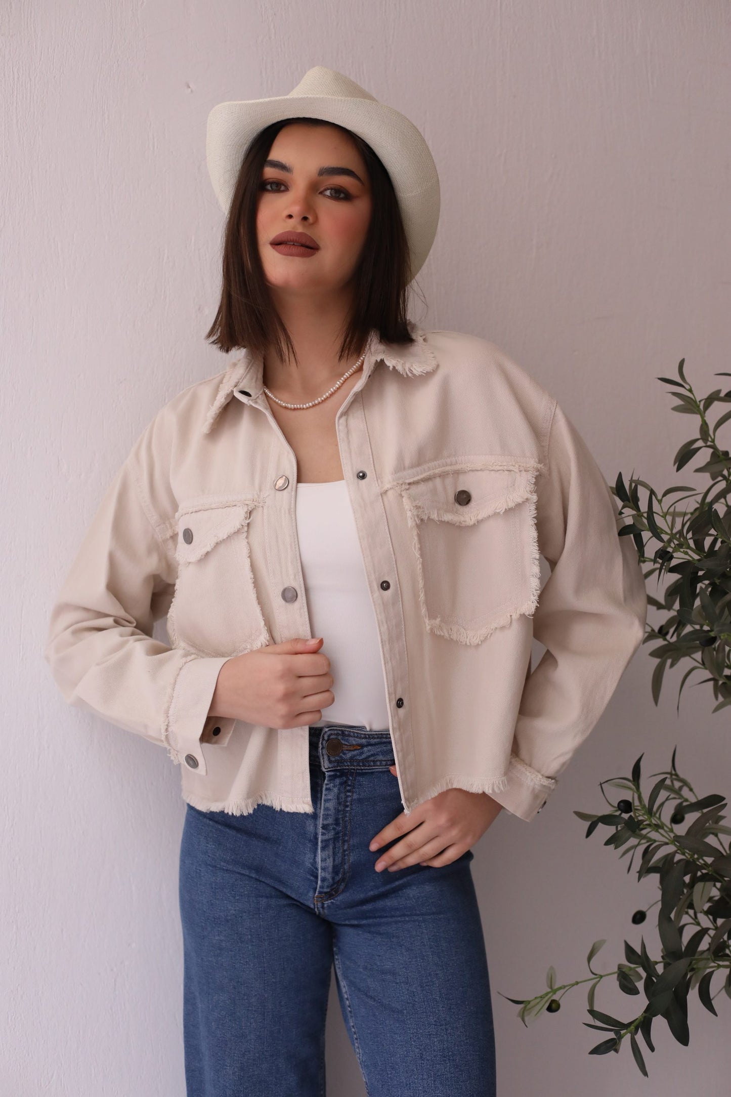 Frayed Cropped Shirt - Beige