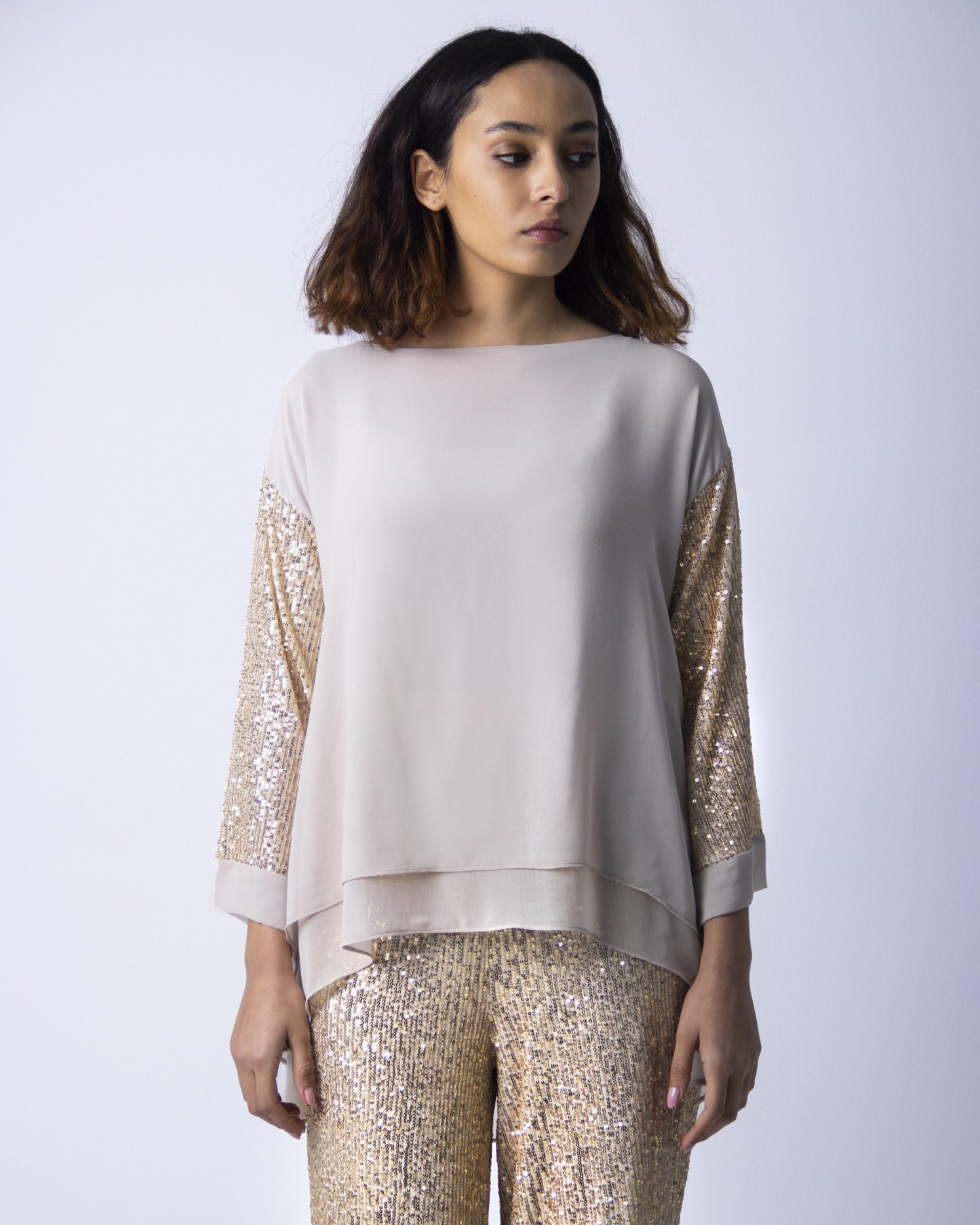 SEQUENCED SLEEVES CHIFFON LAYERD TOP