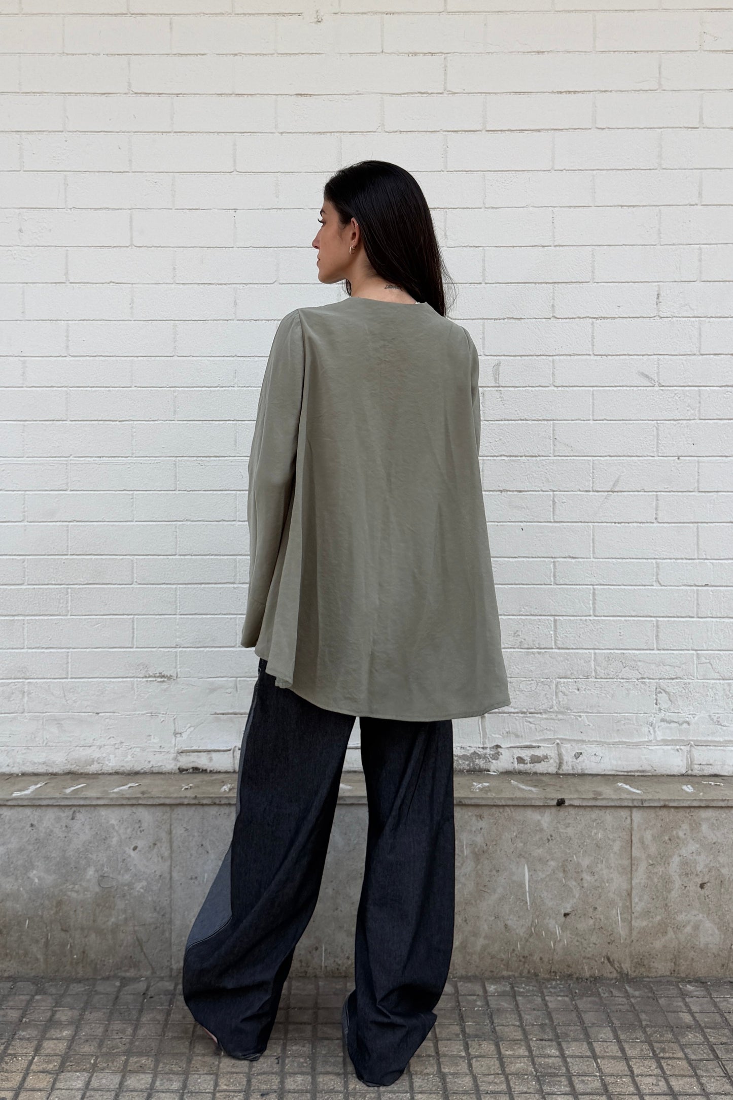 Bell Sleeves Shirt - Green
