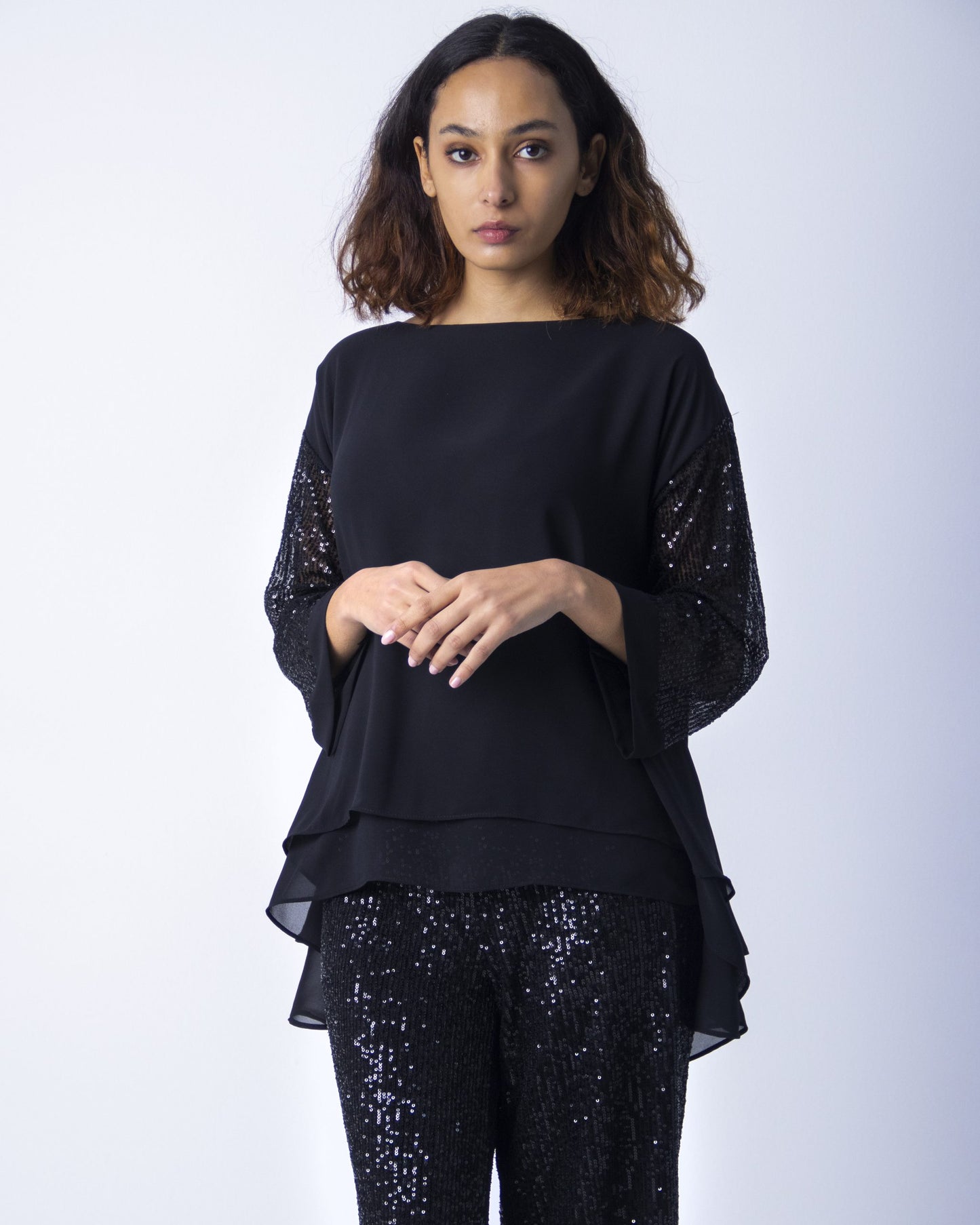 SEQUENCED SLEEVES CHIFFON LAYERD TOP